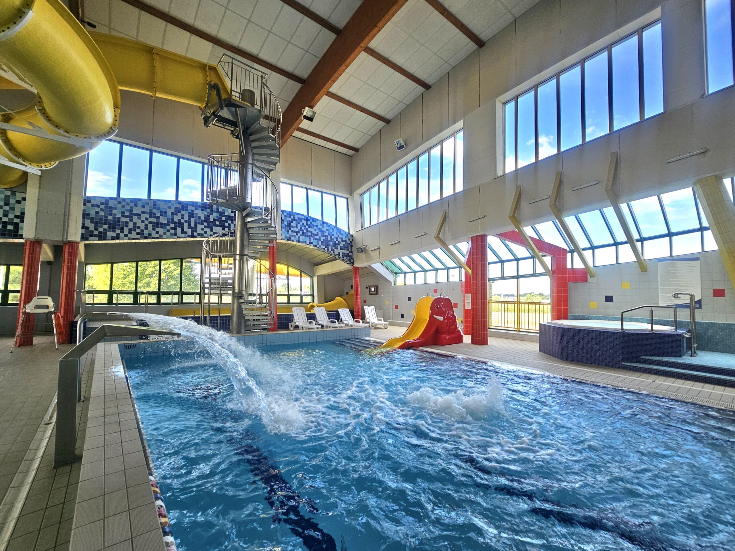 widok na basen rekreacyjny